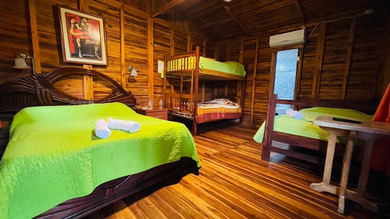 Hosteria Kasadasa Santo Domingo de los Colorados Eksteriør bilde