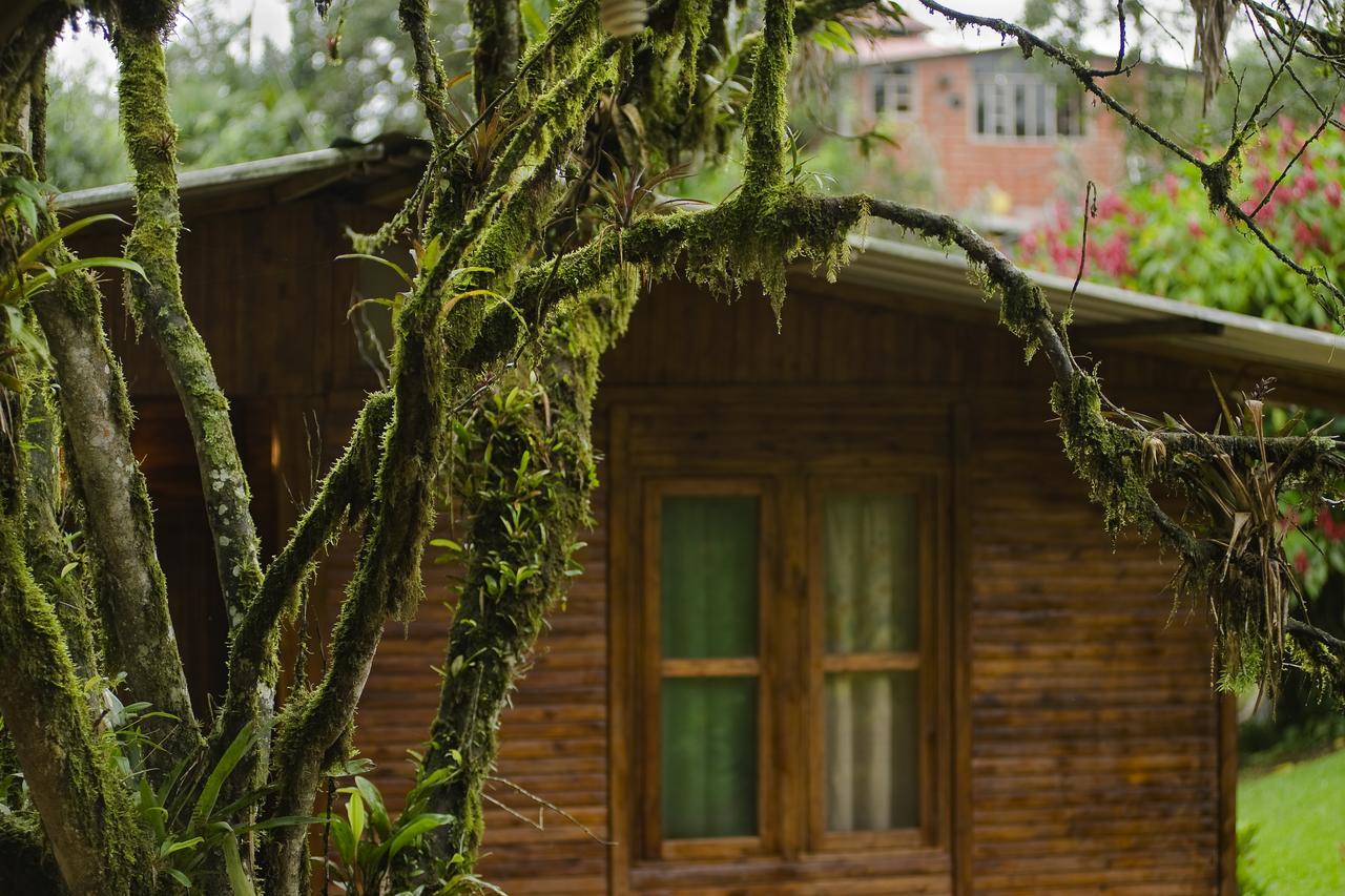 Hosteria Kasadasa Santo Domingo de los Colorados Eksteriør bilde