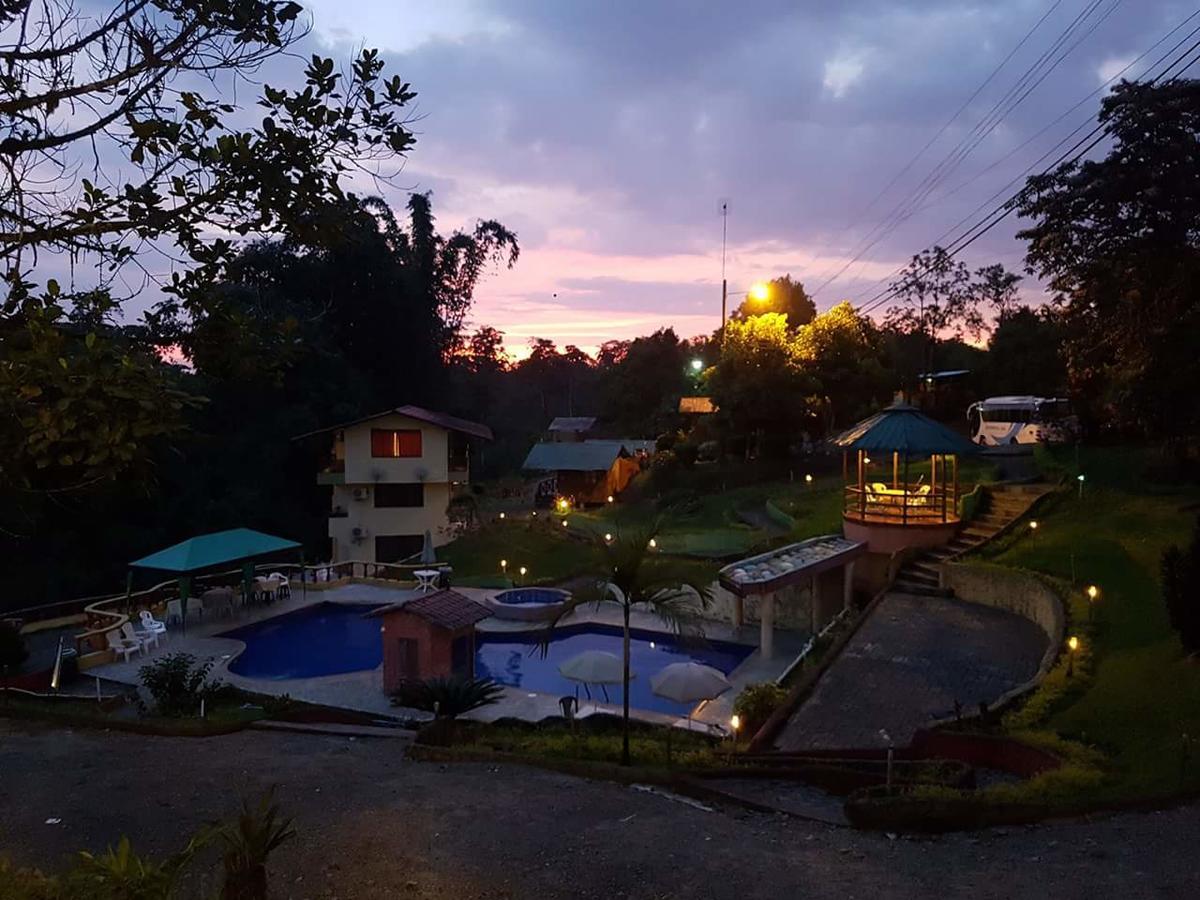 Hosteria Kasadasa Santo Domingo de los Colorados Eksteriør bilde