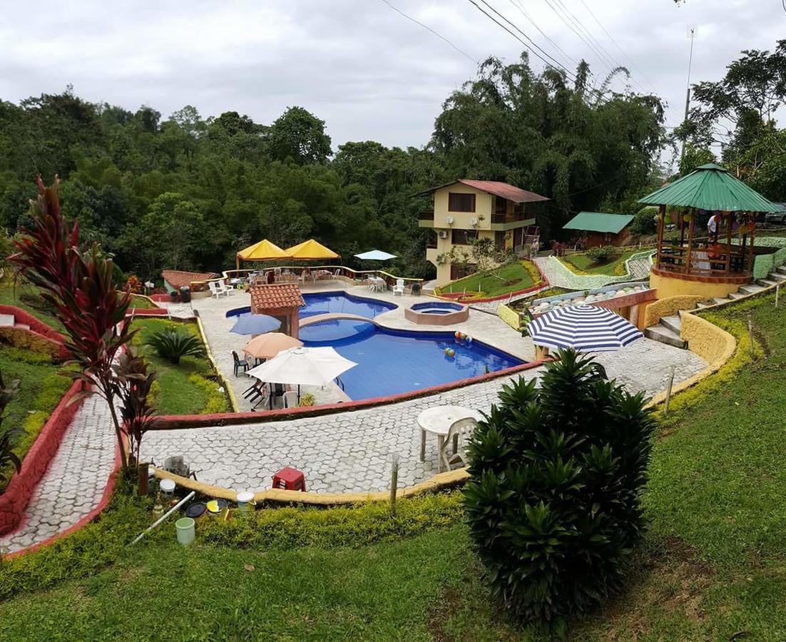 Hosteria Kasadasa Santo Domingo de los Colorados Eksteriør bilde