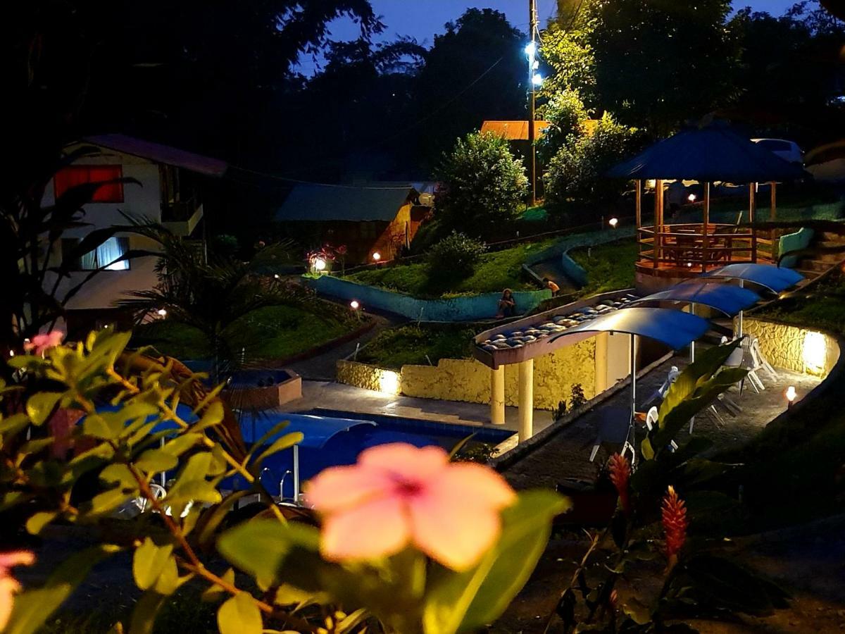 Hosteria Kasadasa Santo Domingo de los Colorados Eksteriør bilde