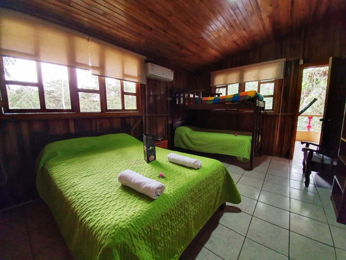 Hosteria Kasadasa Santo Domingo de los Colorados Eksteriør bilde